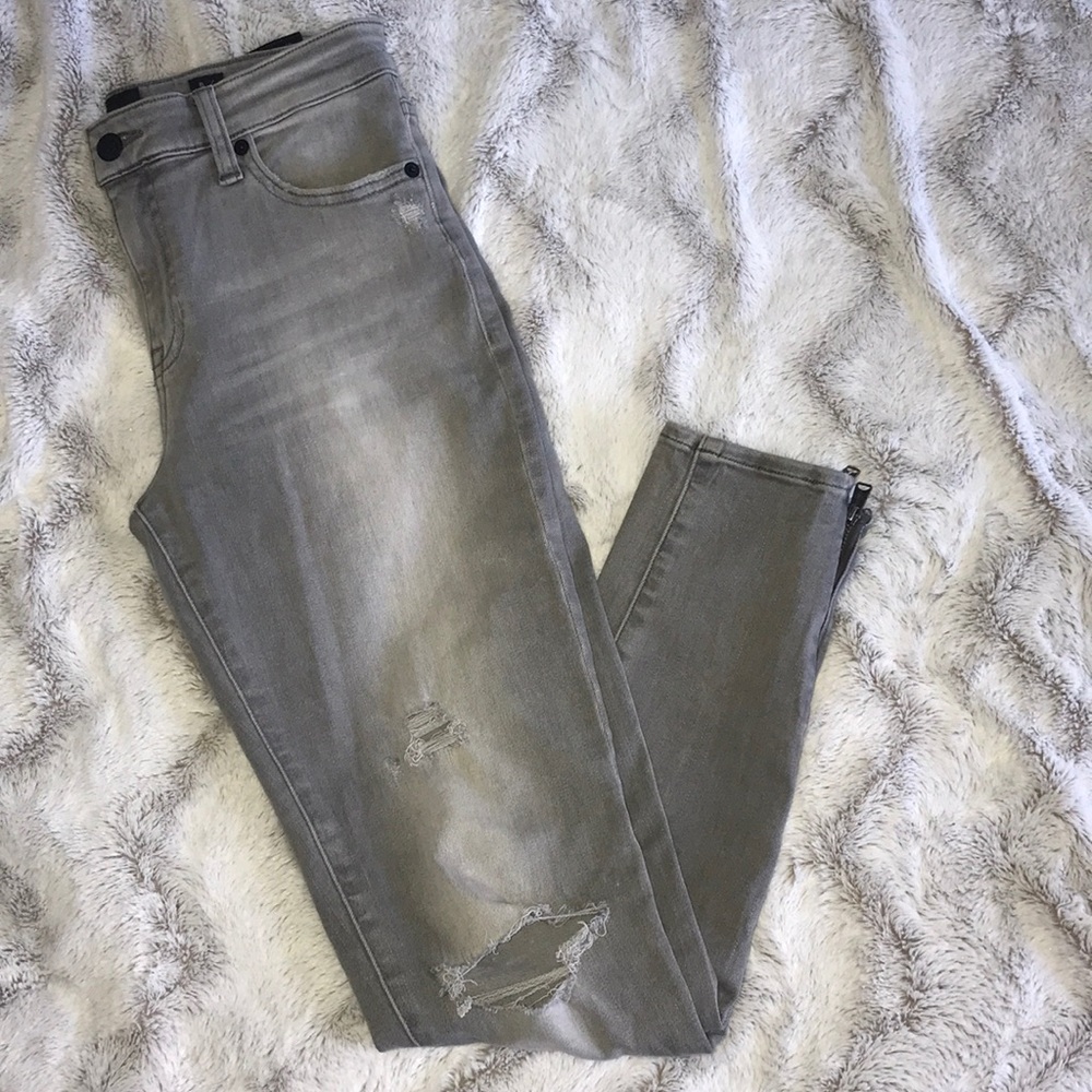 Women’s Ava super skinny size 6
